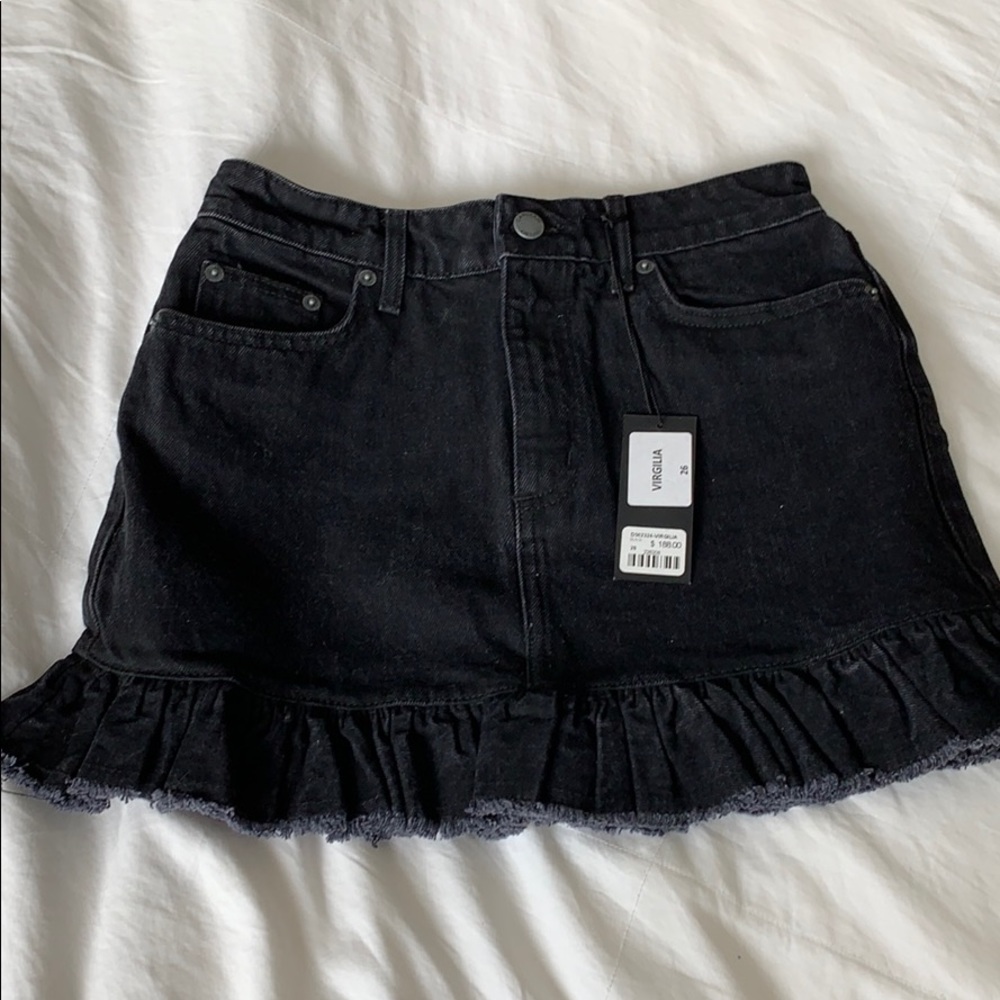 New with tag black jean skirt with ruffle from LF